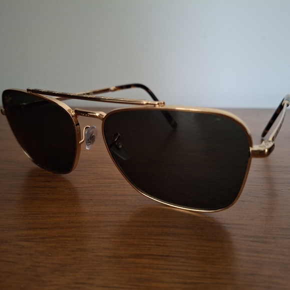 Ray-Ban New Caravan 3636 Gold Frames Green G-15 Lenses EUC - Picture 5 of 16